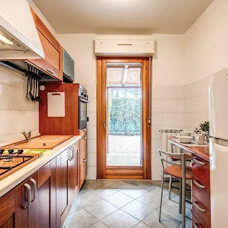 Villa House Between Rome And The Sea *