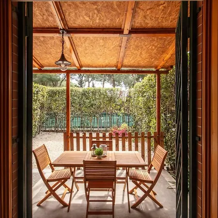 House Between Rome And The Sea